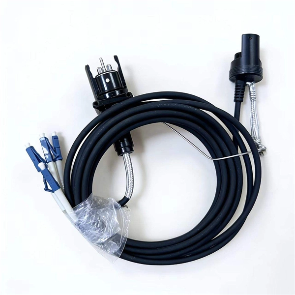 Fiber optic cable splicing stress
