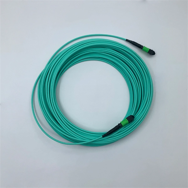How to connect horizontal and vertical cable trays at right angles 