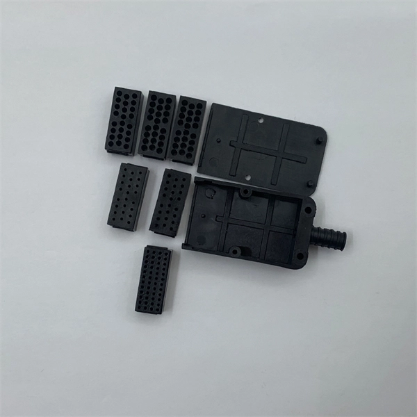 300 Downward-folding cable tray