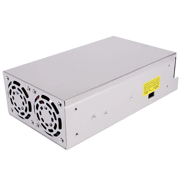 Fiber distribution box ends with 3 cores