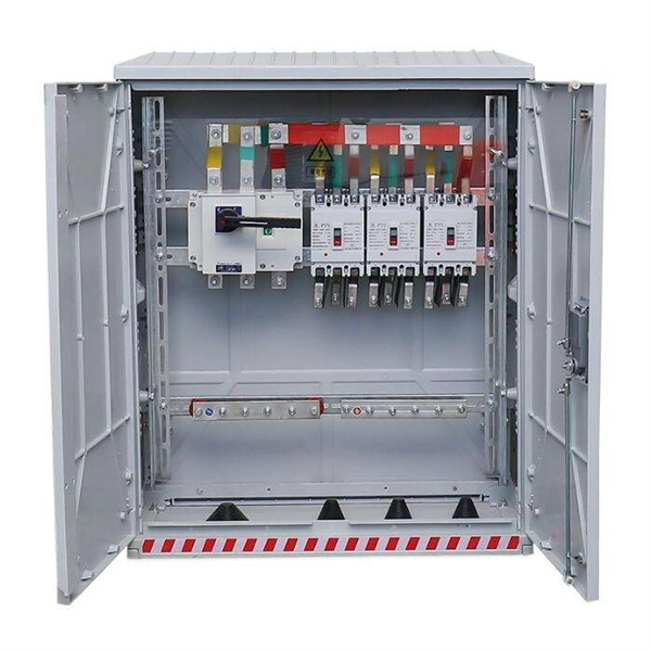 Cable tray with cable connection equipment