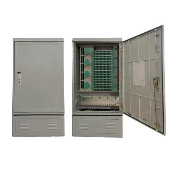 Color of wiring terminals in distribution box